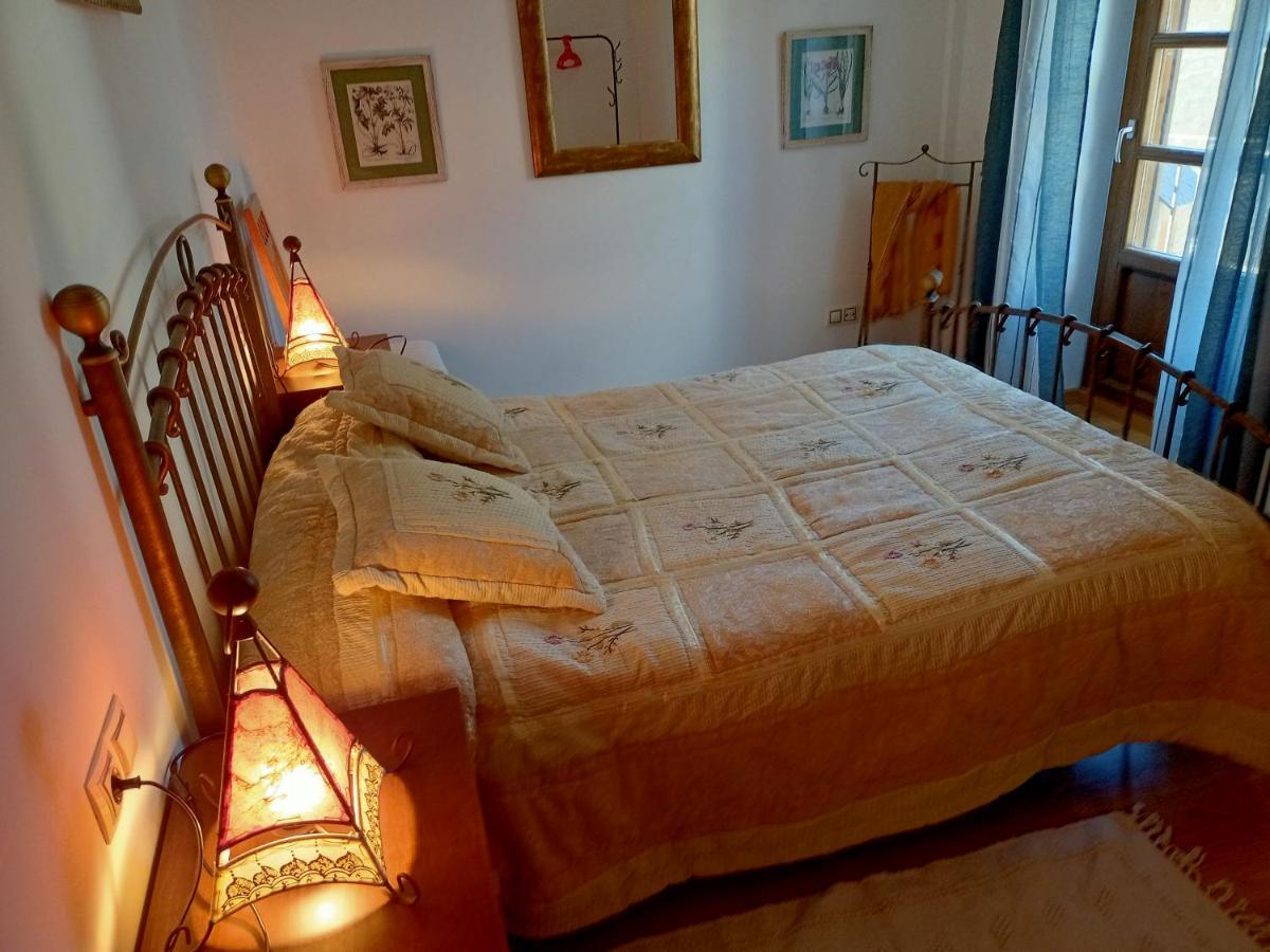 Apartamentos Bubal Pena Telera إل بويو دي جاكا المظهر الخارجي الصورة