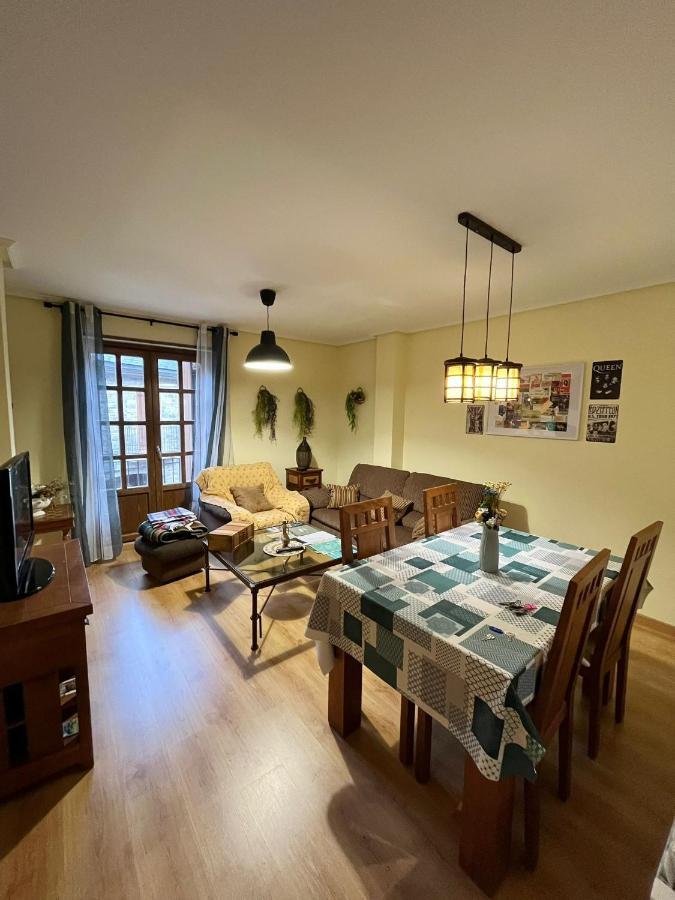 Apartamentos Bubal Pena Telera إل بويو دي جاكا المظهر الخارجي الصورة